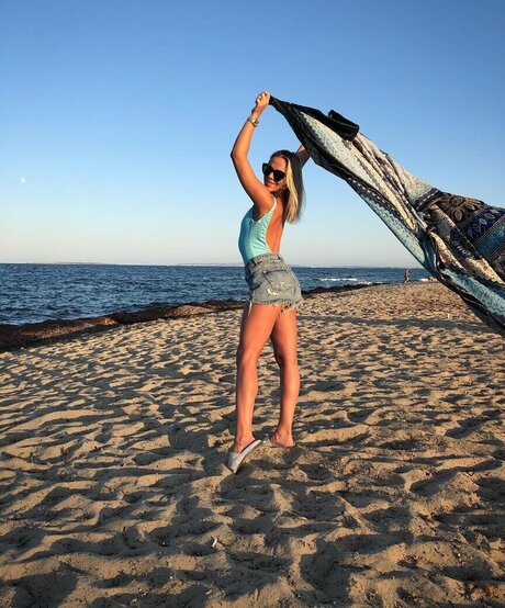 Cheyenne Pahde art star images