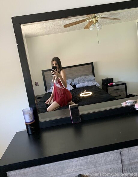 youlovemads cannakev model perfect photo