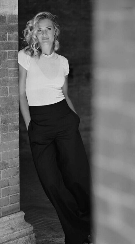 Pia Stutzenstein beautiful star images