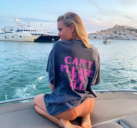 Pia Stutzenstein pornstar naked gallery