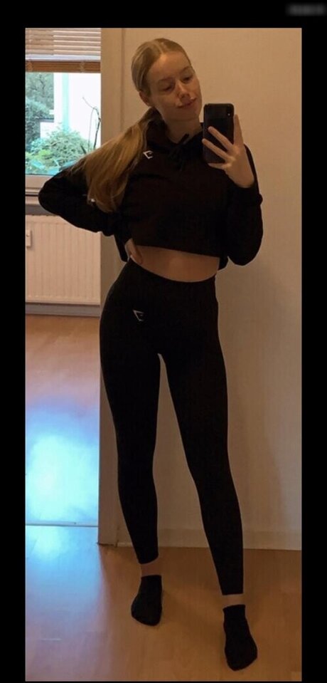 innocent onlyfans sexy naked image