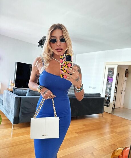 I rem Derici exclusive actress image