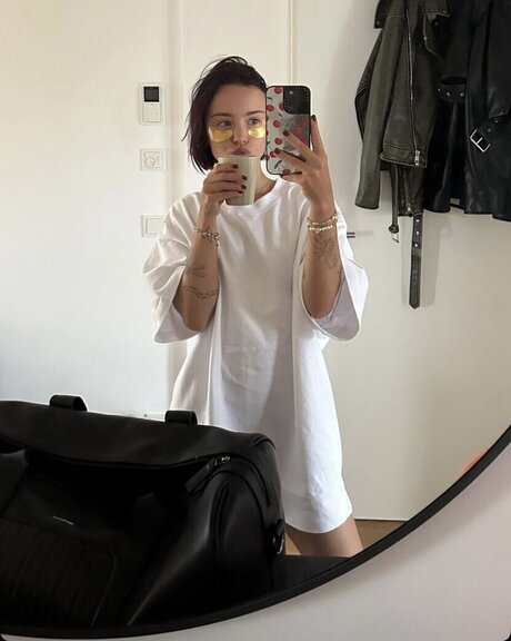 Hannaahcarolina hot star pic