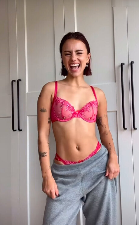 hairy teen pussy onlyfans sexy nudes gallery