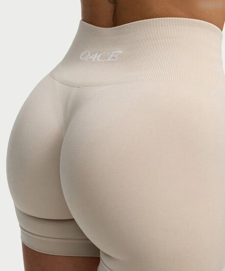 Hannaahcarolina model perfect images