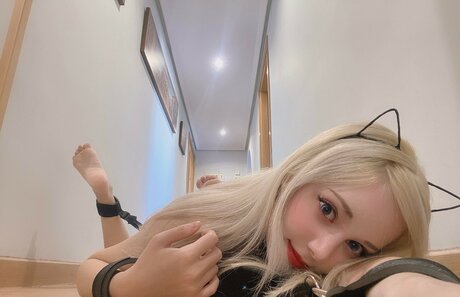 Marina Seren model free pictures