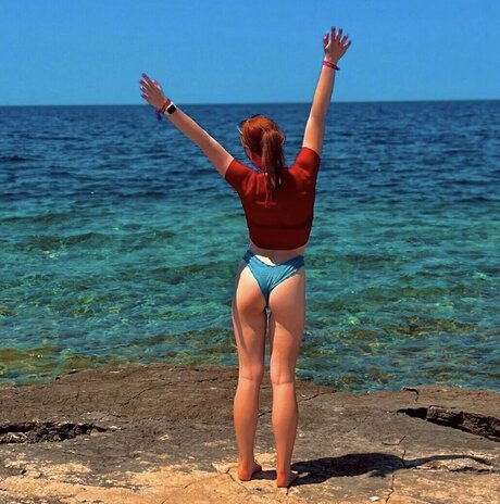 danarampsl sexy star photo