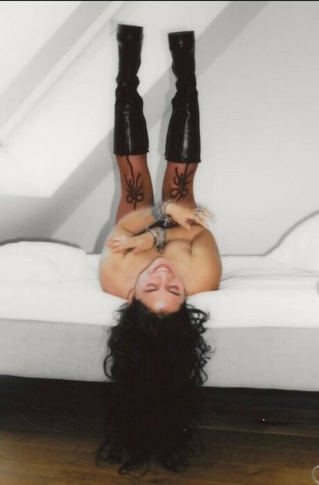 Leonie Buchegger pornographic star img