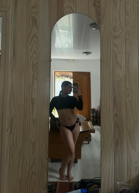 Leonie Buchegger nude actress gallery