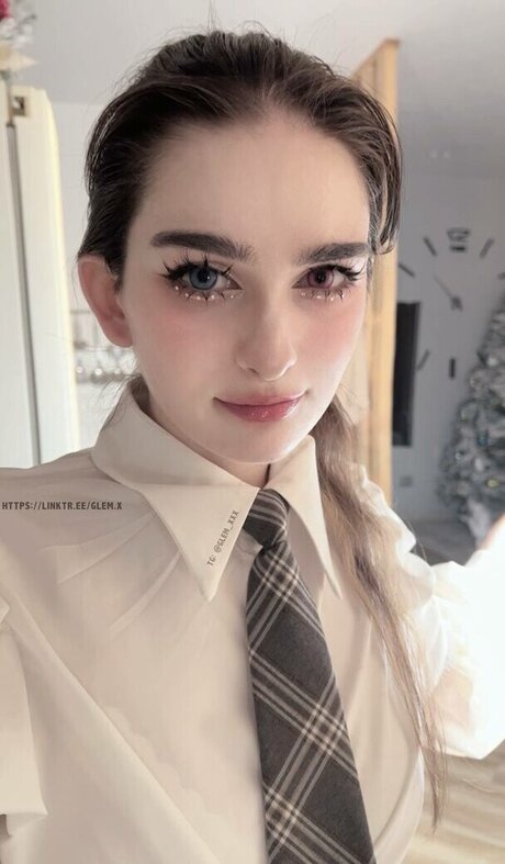 glemfeetx pretty actress archive