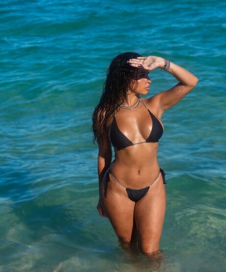 Korina Maiyaa pornstar nice photos