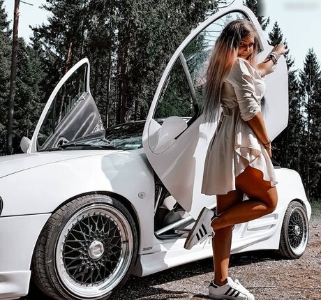 blonde secretary onlyfans sexy nude galleries