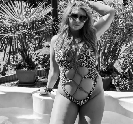 Nicole Miss opel exclusive star img