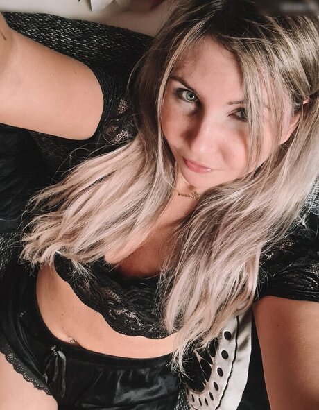 blonde small tits onlyfans nude archive