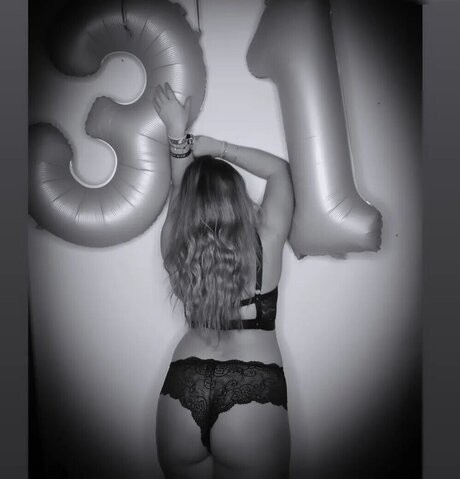 bikini fuck onlyfans hot nude archive