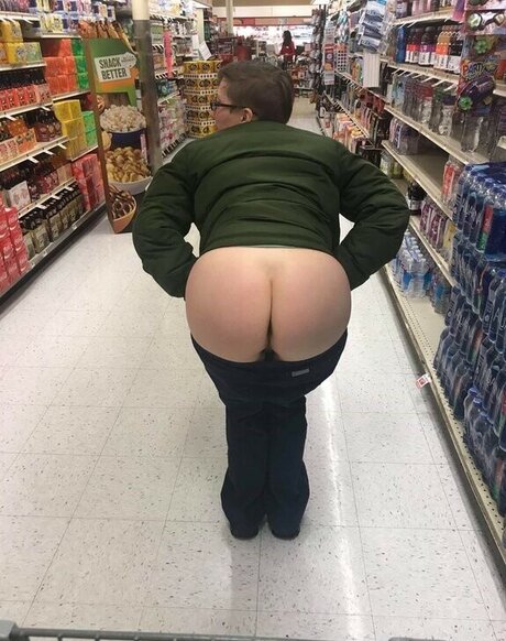 KaraTart star adult galleries