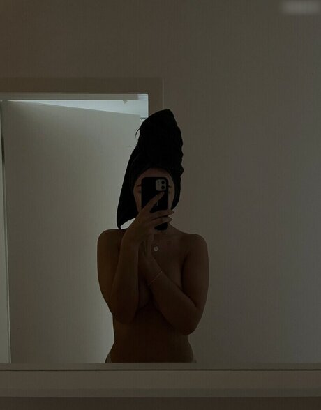 Lina Edel pretty actress archive