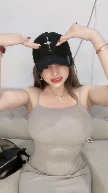 Olivea Hadid adult actress pictures