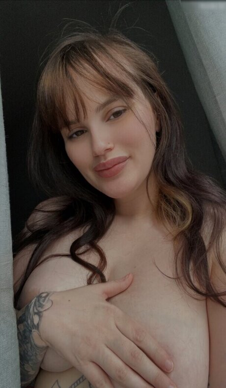 Mona peaches nice pornstar pic