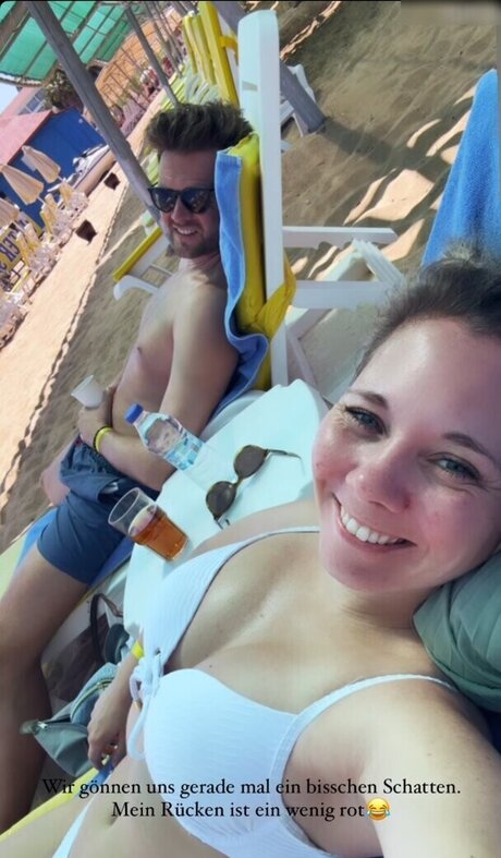 famous nude onlyfans exclusive pictures