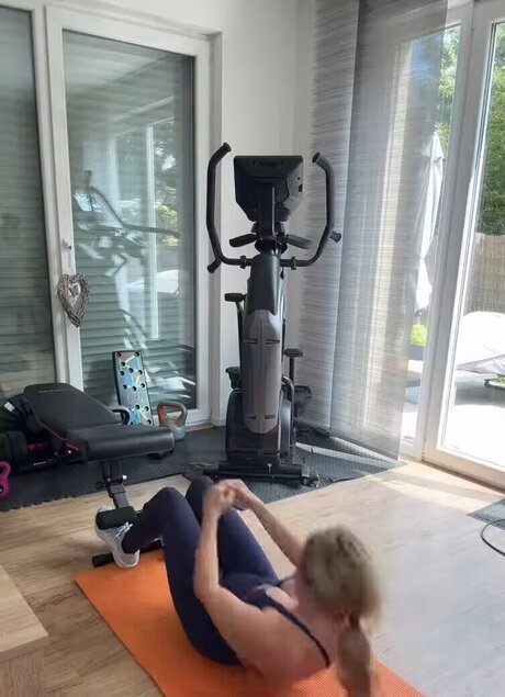 influencer girls onlyfans hot image