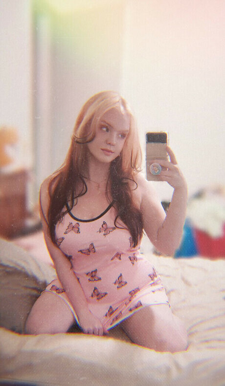 Elizabethdangerx naked pornstar picture