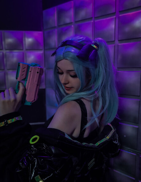 Pastelmiiilk star adult image