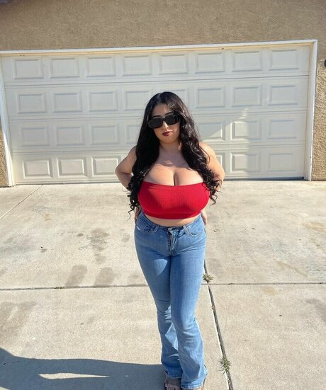 ashleyarambulaa star best picture