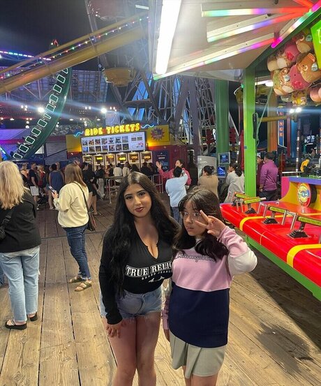 ashleyarambulaa Quick photo