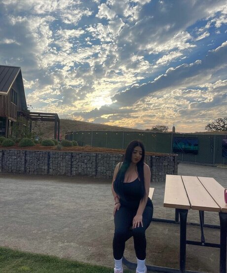 ashleyarambulaa star nude gallery