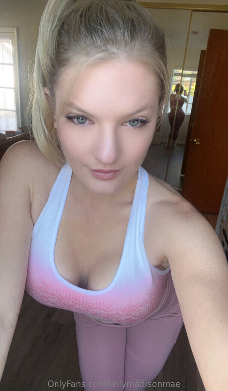 onlymadisonmae pornographic star images