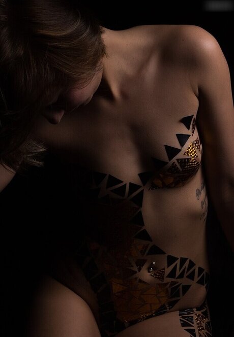 Laura M dler sexy star photo