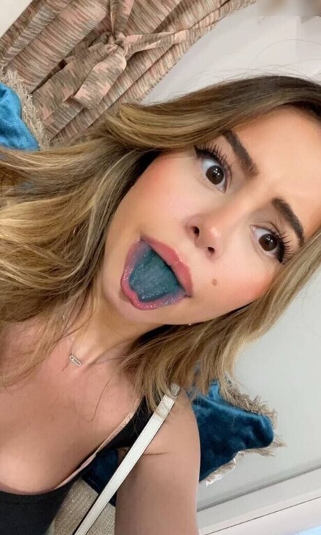 teen lesbian onlyfans free sexy photos