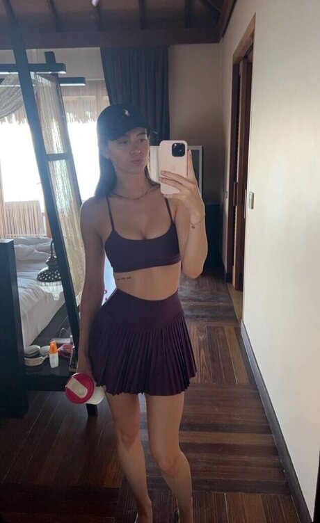 L a Elui pornstar exclusive archive