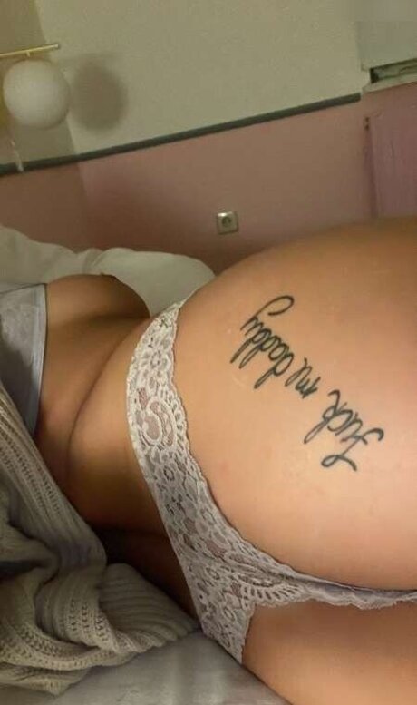 silaaabaeee high quality pornstar img