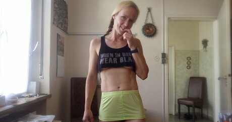 moddellauralina pornstar perfect photos