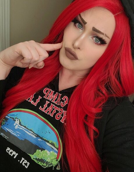 AkiFae porn model pic