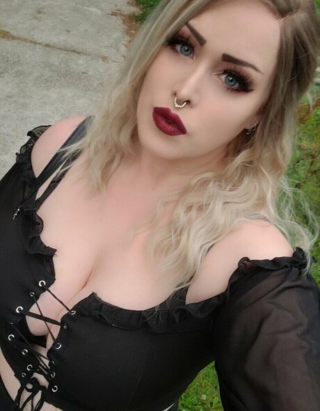 AkiFae sex star archive