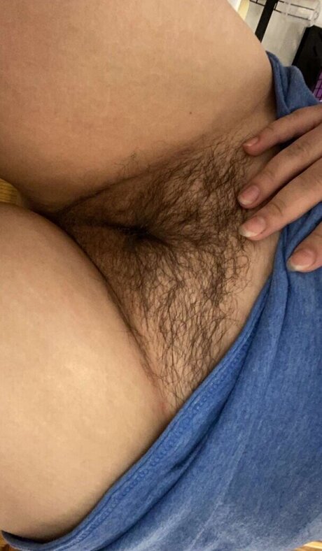 temptationafterdark naked model photo