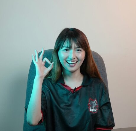 Swansage high quality actress pictures