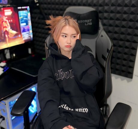 Swansage model art photo