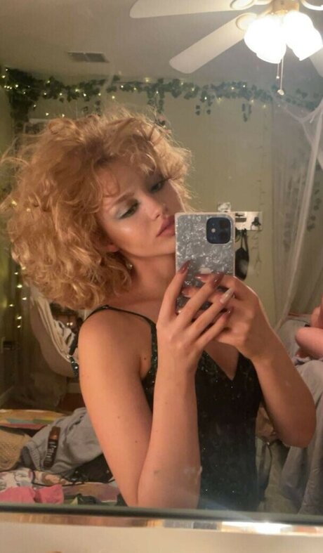 Gina Lynn xxx model picture