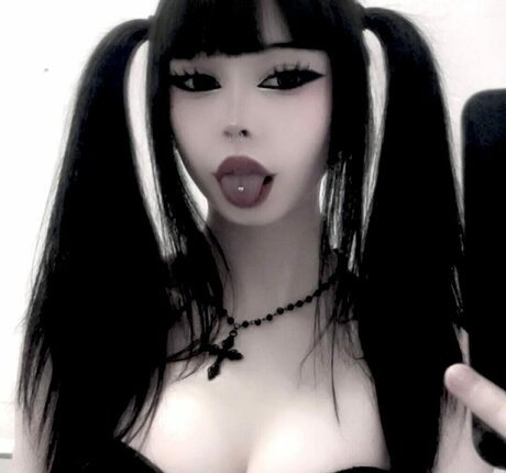 blonde babe onlyfans nudes pics