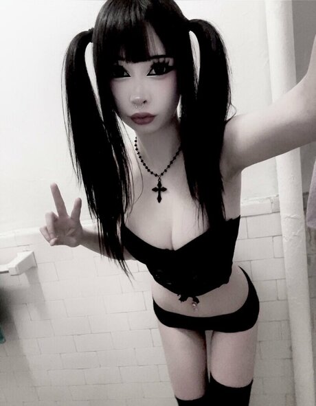 Sashad0ll erotic star pictures