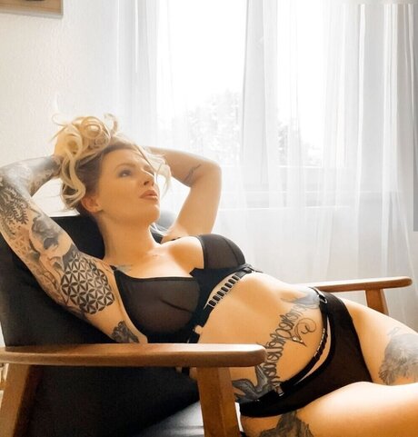 Denise Schwitalle xxx actress pics