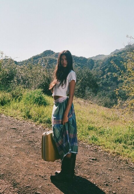 Meeya Dugied model hot galleries