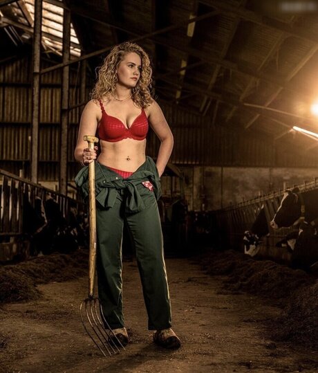 Roosjexb porn star pics