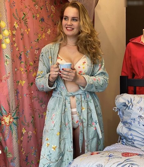 amateur chubby onlyfans beautiful nude picture