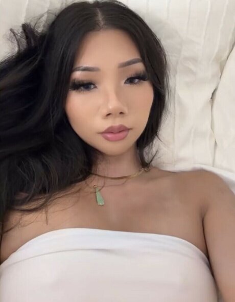 Eden Luong pornstar nude photos