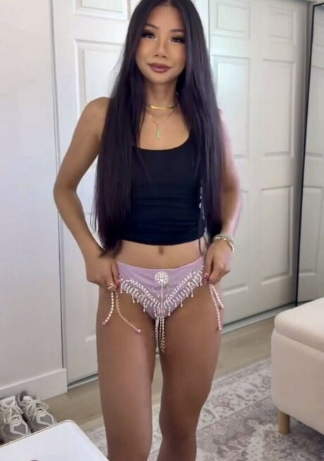 Eden Luong free pornstar photos